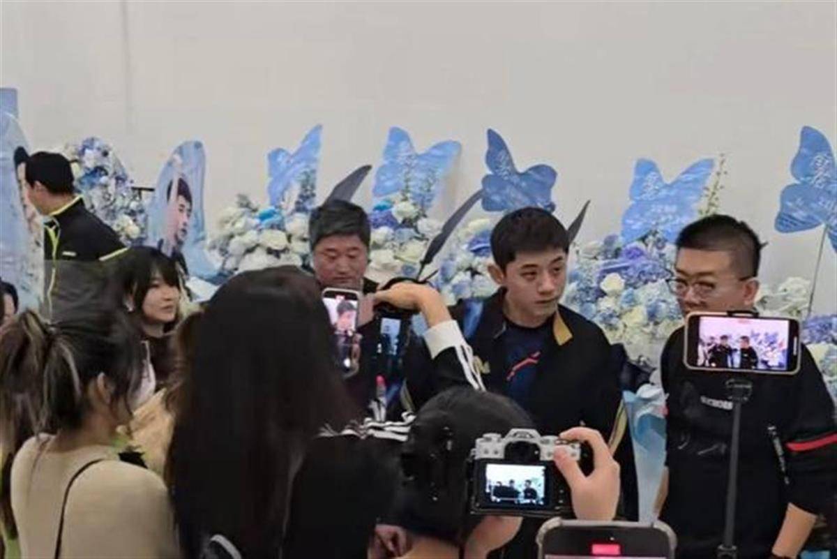 张继科球馆今日在浙江海宁开业，不对外营业，宁波的俱乐部回应：理念不同已无合作