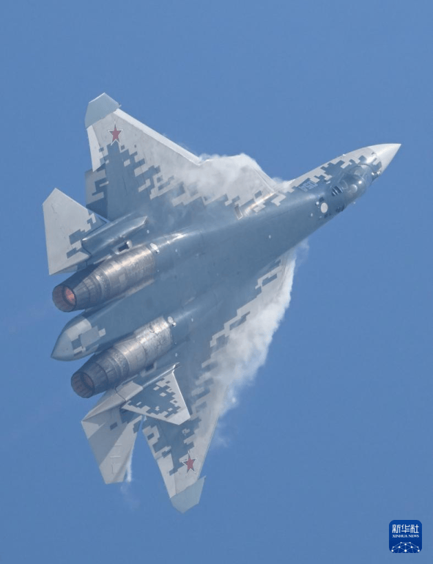 军事专家：歼-35A、歼-20与F-22、F-35相比具备明显优势