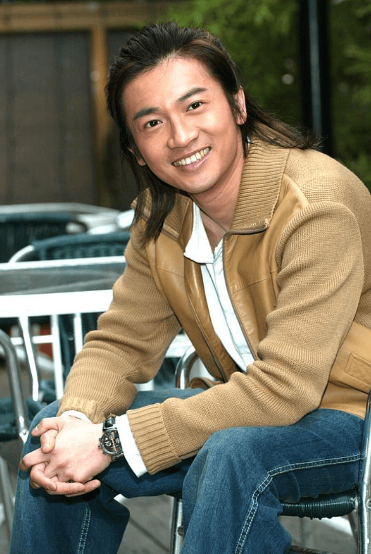 言情剧造就“琼瑶经济” 她捧红近百名明星