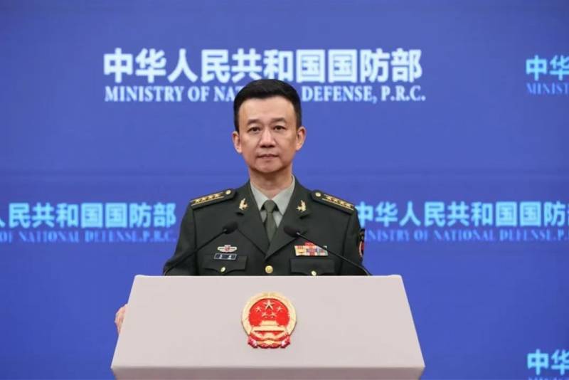 到哪都带一船记者，国防部正告菲方：挑衅加一分，反制强一步