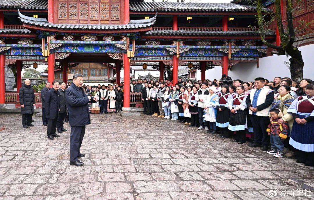 习近平：祝你们的生活像花儿一样美！