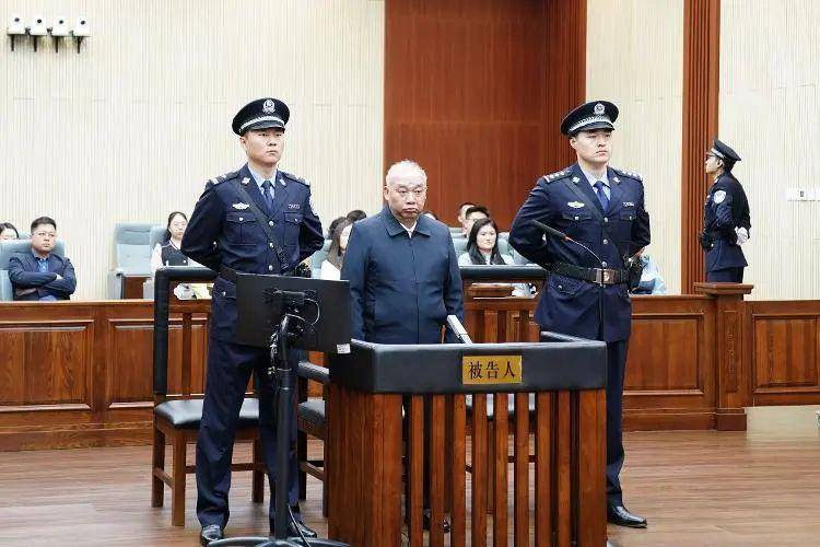 中央巡视组进驻期间，“老虎”叶寒冰被查｜今日法治硬核