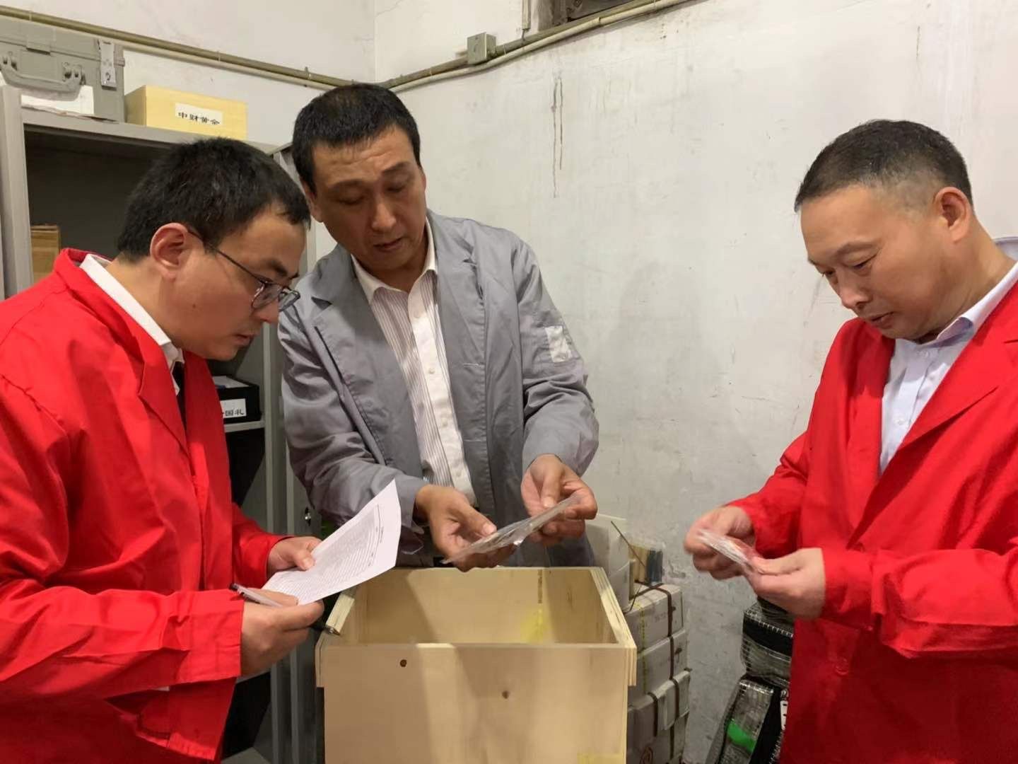 贵金属库存(贵金属库存减少的价格变动)