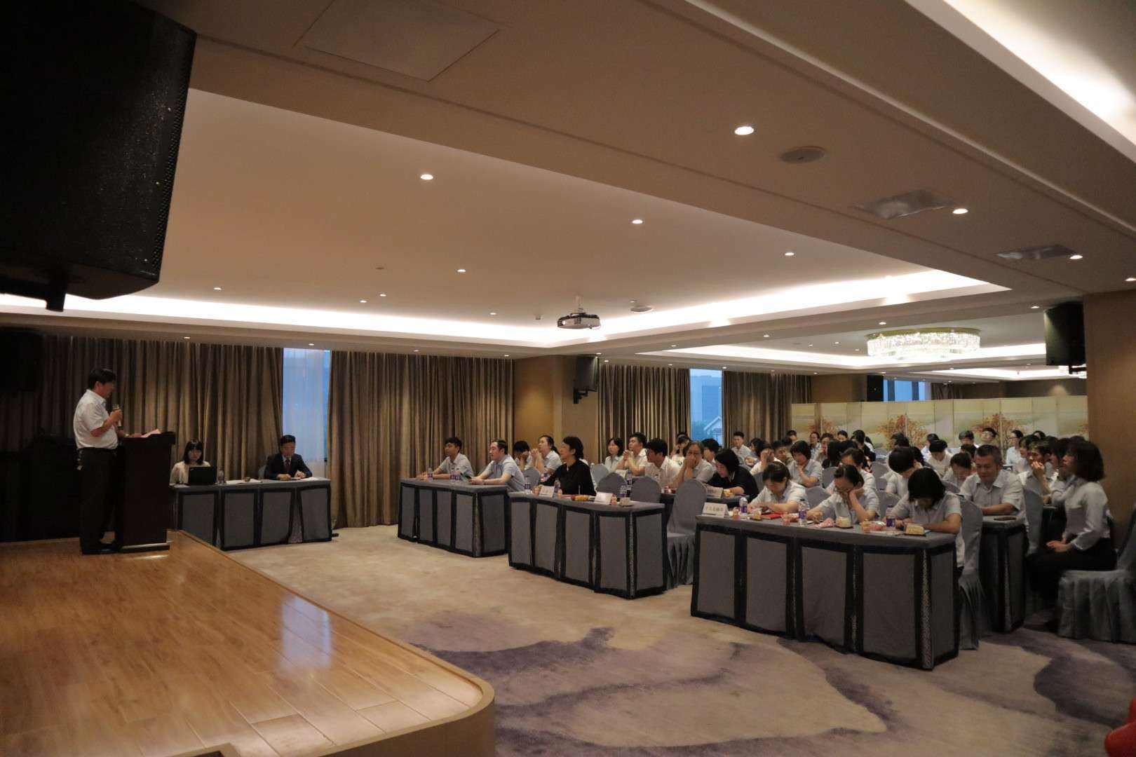 青岛国金贵金属交易中心(青岛国金贵金属交易中心电话)