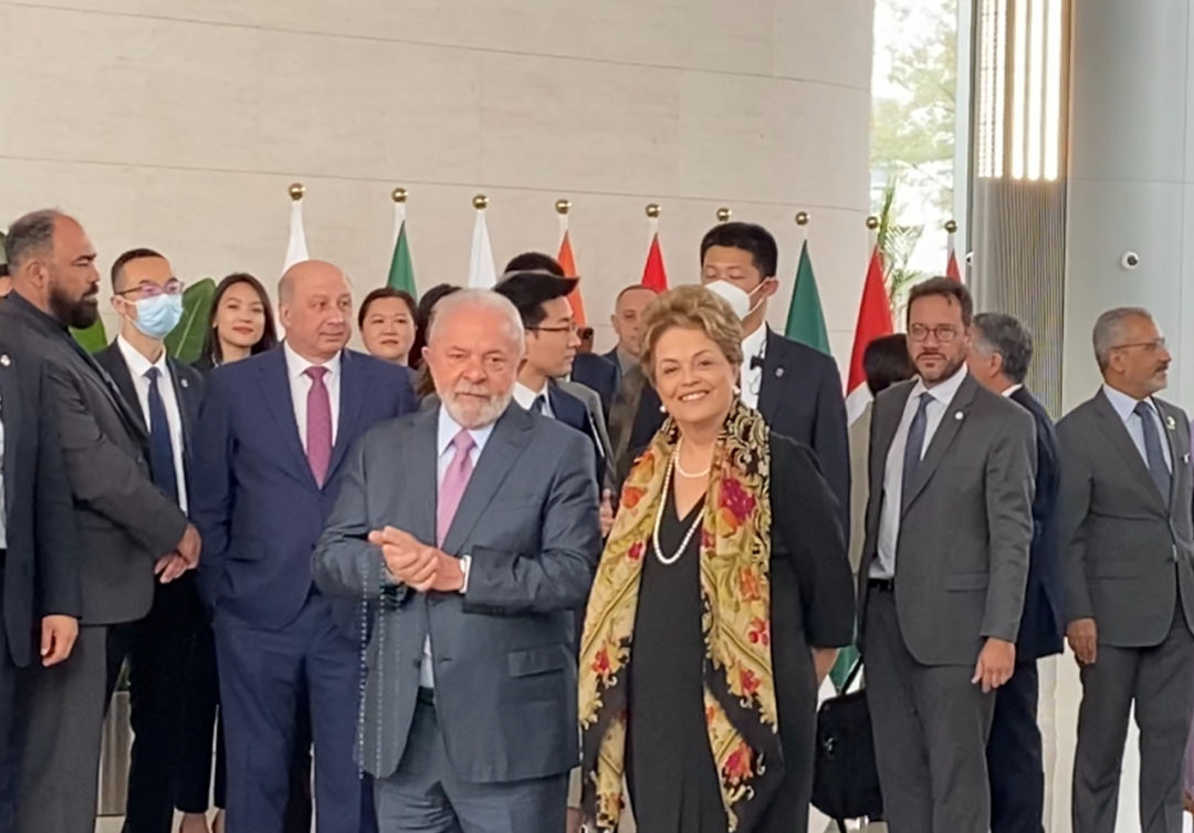 LULA(lular)